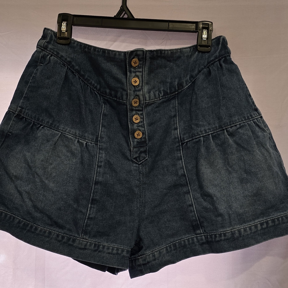 Amazon Women's Stylish Blue Jean Shorts